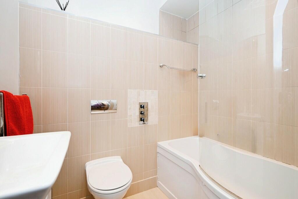 Additional image 14 of Tresham House, Guys Common