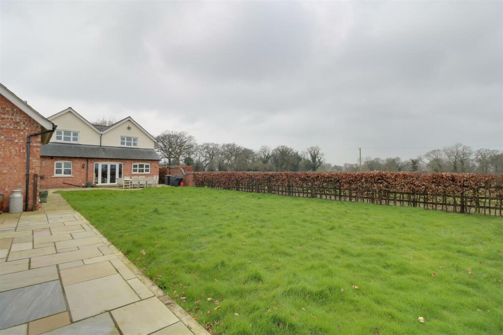 Additional image 26 of Holmshaw Lane, Oakhanger