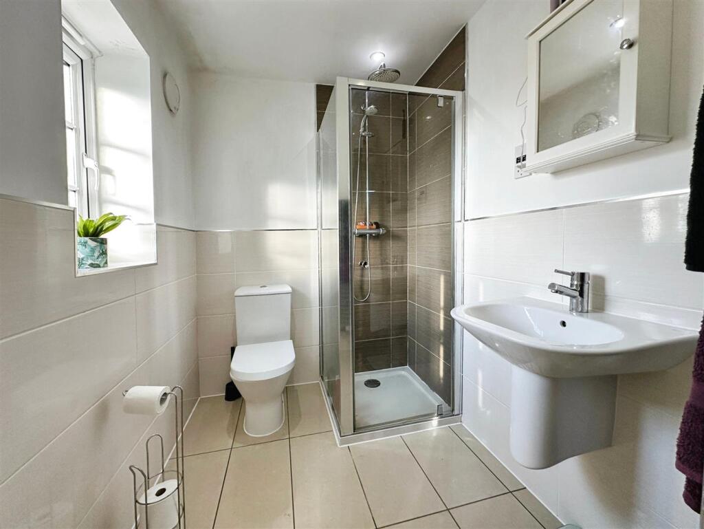 Additional image 25 of Emerson Close, Warwick