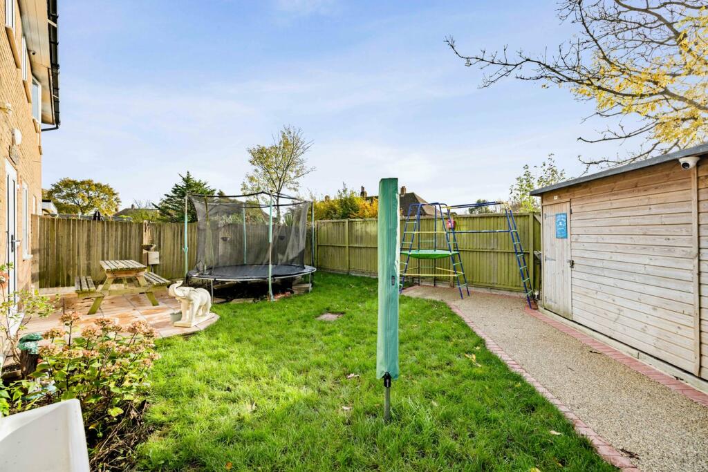 Additional image 16 of Pine Way, Folkestone, CT19