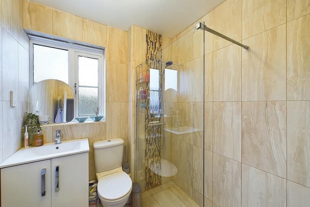 Additional image 18 of Costard Avenue, Warwick