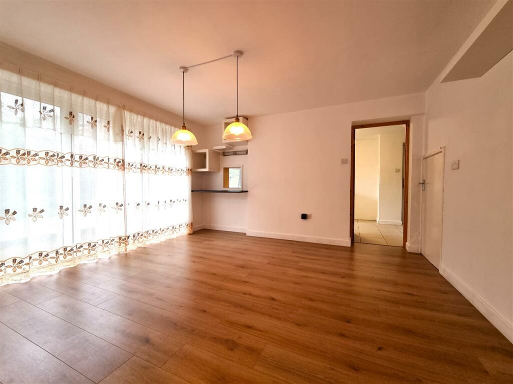 Additional image 4 of Burton Close, Allesley, Coventry