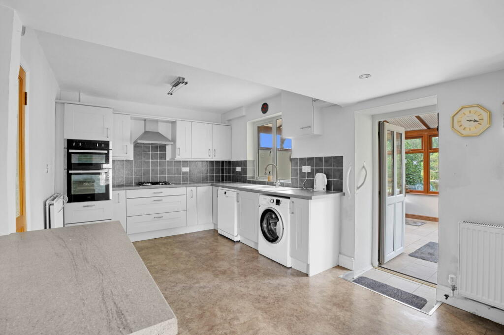 Additional image 4 of Avon Dassett, Southam, Warwickshire, CV47 2AS