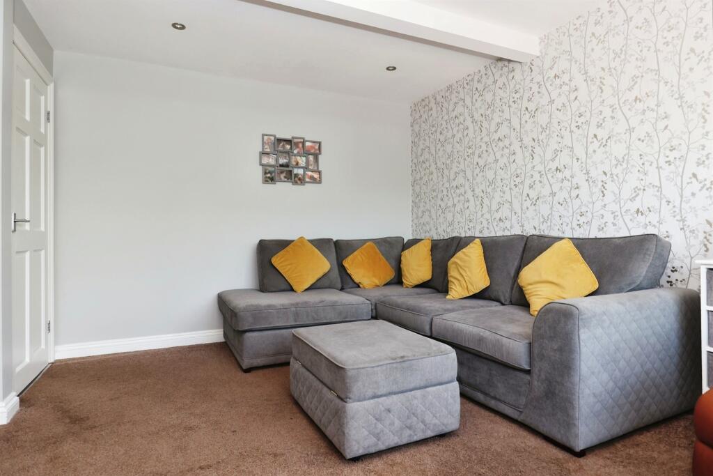 Additional image 4 of Bascote Rise, Southam