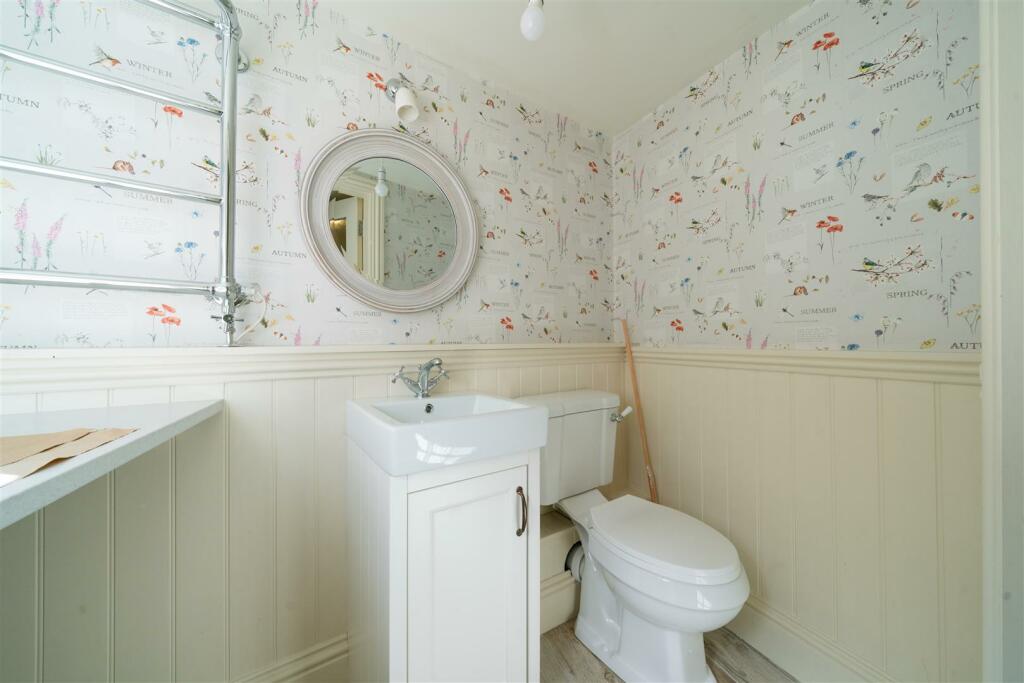 Additional image 11 of Buxton Road, Bakewell, DE45 1BZ