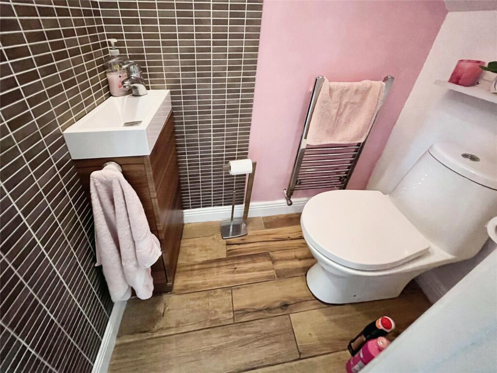 Additional image 17 of Hatters Court, Bedworth, Warwickshire, CV12