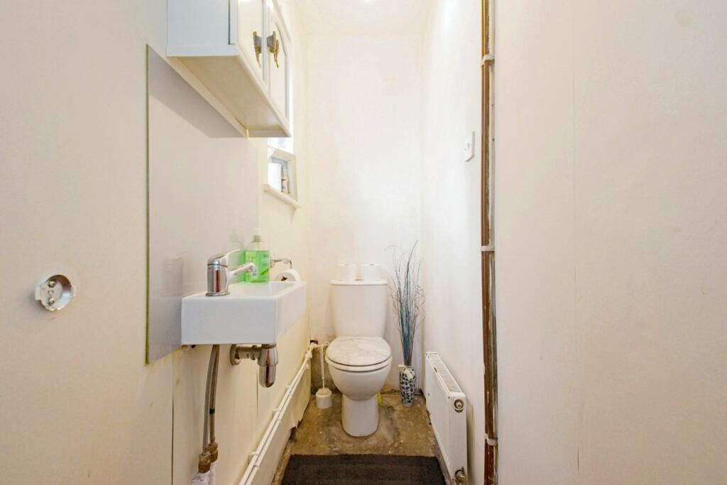 Additional image 14 of Broadoak Road, Erith, DA8