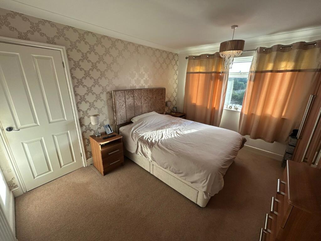 Additional image 10 of Hemsworth Drive, Bulkington, Bedworth, Warwickshire, CV12