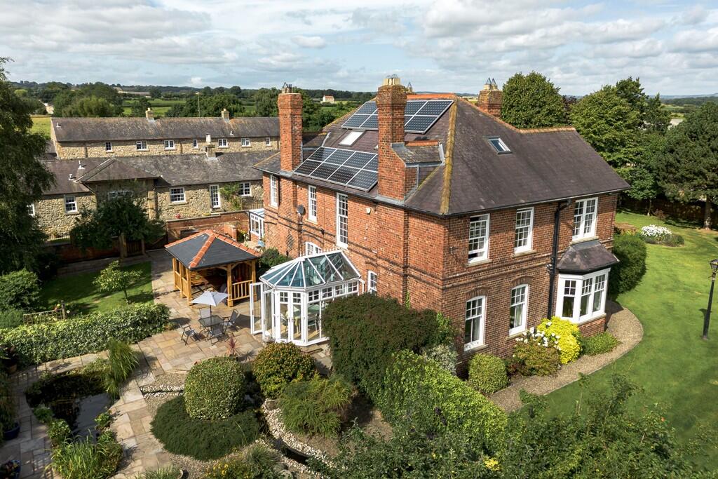 Additional image 25 of Tunstall