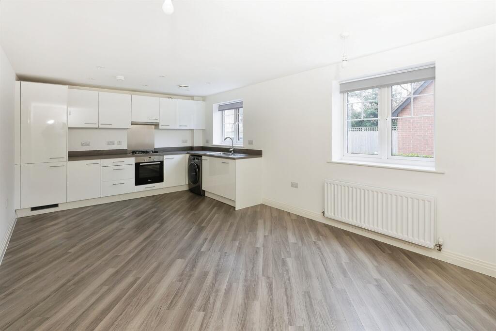 Additional image 2 of Drovers Close, Balsall Common, Coventry