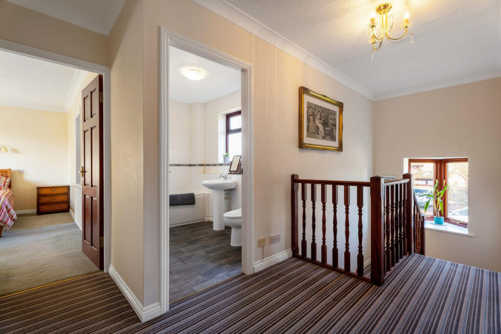 Additional image 21 of The Malins, Warwick, Warwickshire CV34 6QU