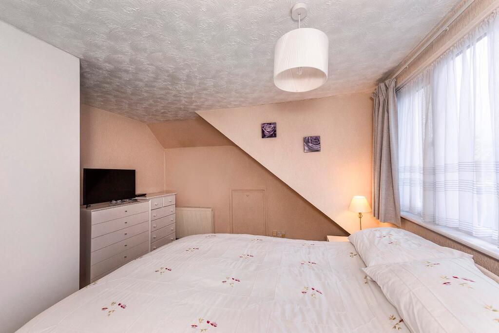 Additional image 10 of Harding Road, Bexleyheath, DA7