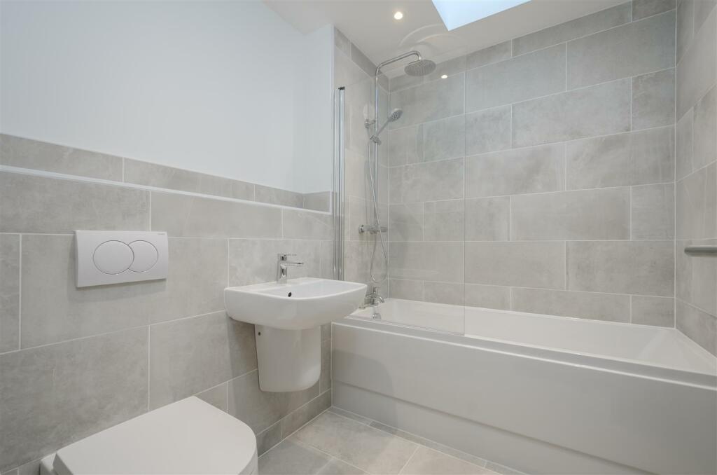 Additional image 22 of The Old Barn, Higham Lane, Stoke Golding.