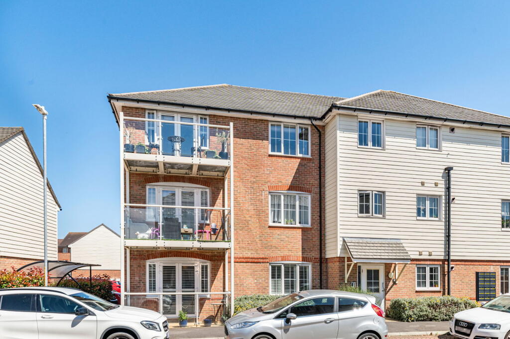 Additional image 5 of Laurence Rise, Stone, Dartford