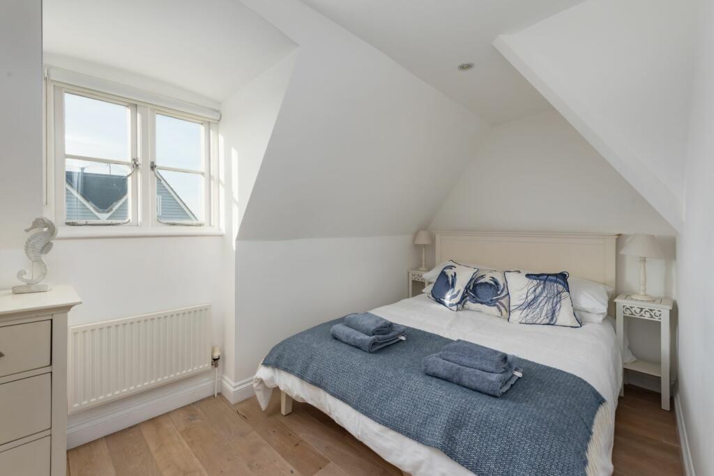 Additional image 10 of Island Wall, Whitstable, CT5