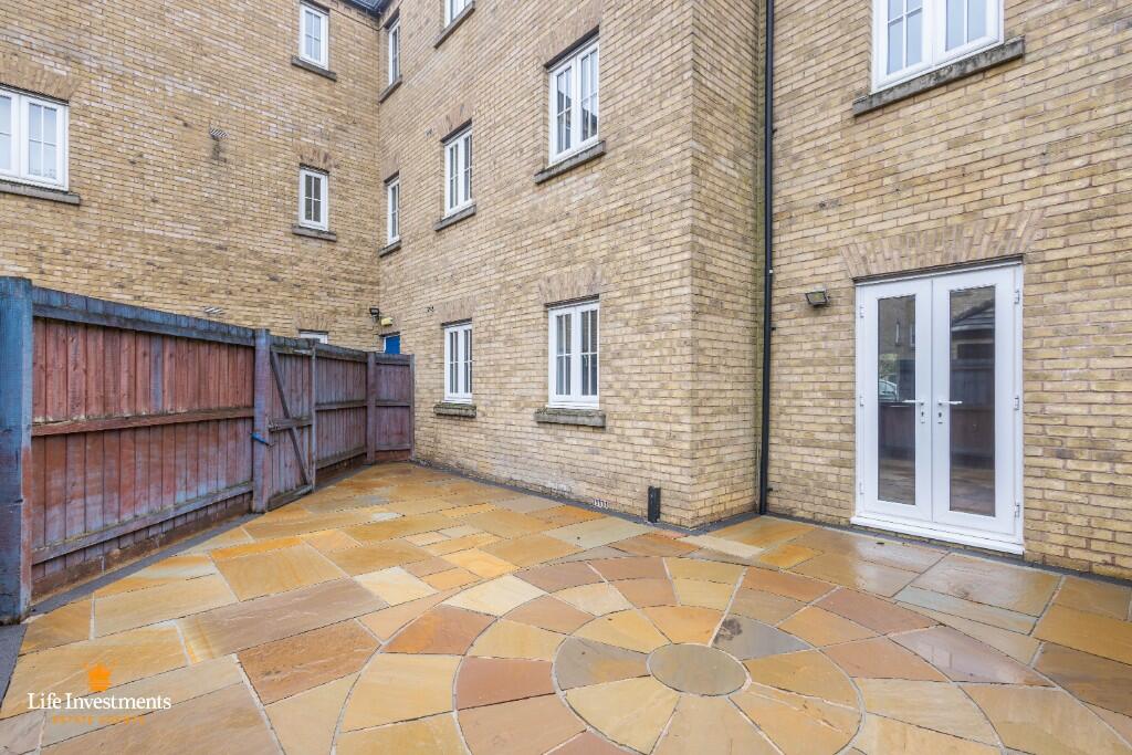 Additional image 20 of Avocet Close, Rugby, Warwickshire, CV23