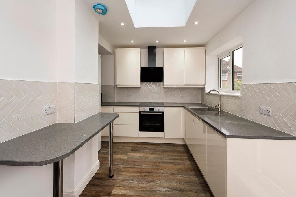 Additional image 5 of Faygate Crescent, South Bexleyheath, DA6