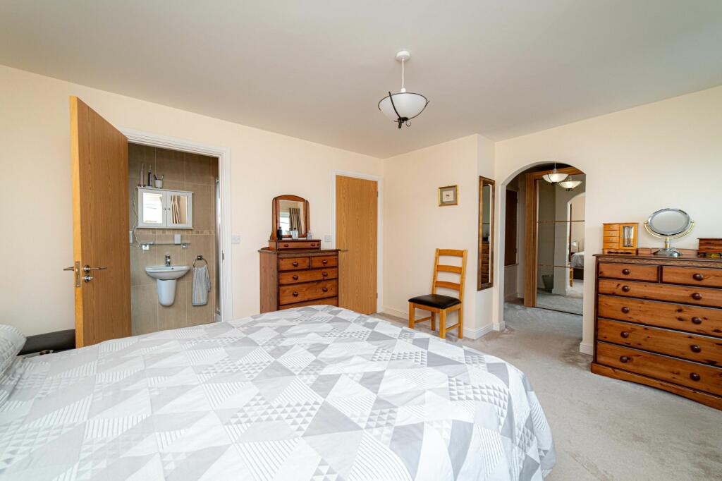 Additional image 9 of Rayham Road, Whitstable, CT5