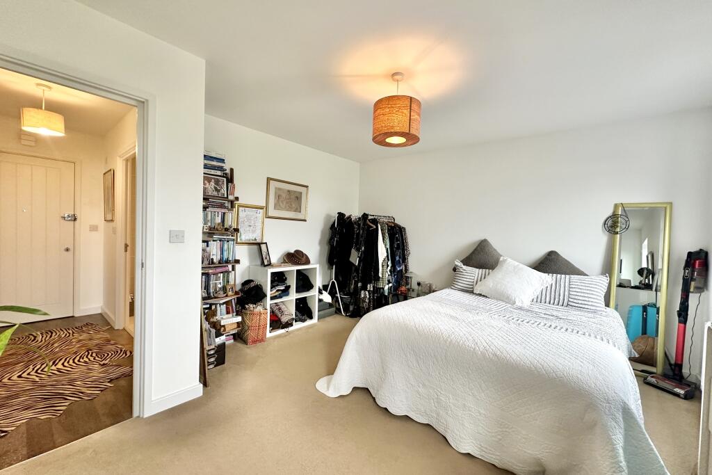 Additional image 8 of Drift, Fishermans Beach, Hythe, Kent