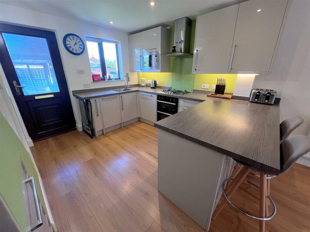 Additional image 5 of New Street, Stratford-Upon-Avon