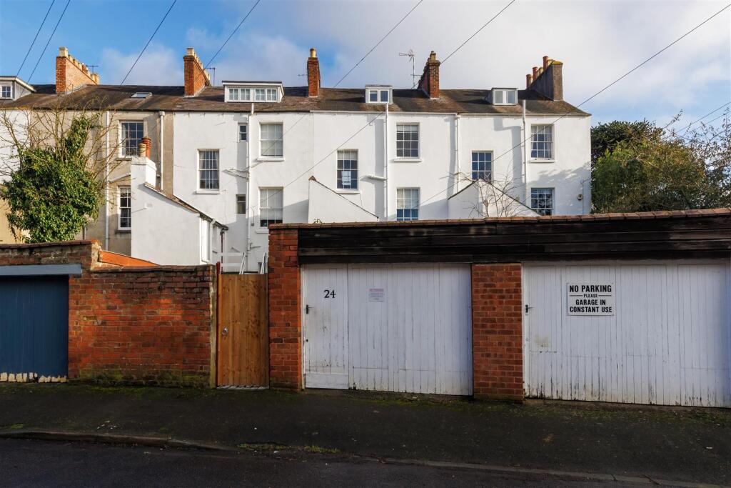 Additional image 11 of Milverton Crescent, Leamington Spa