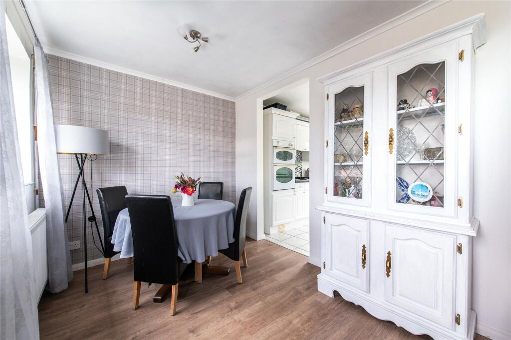 Additional image 5 of Medhurst Crescent, Gravesend, Kent, DA12