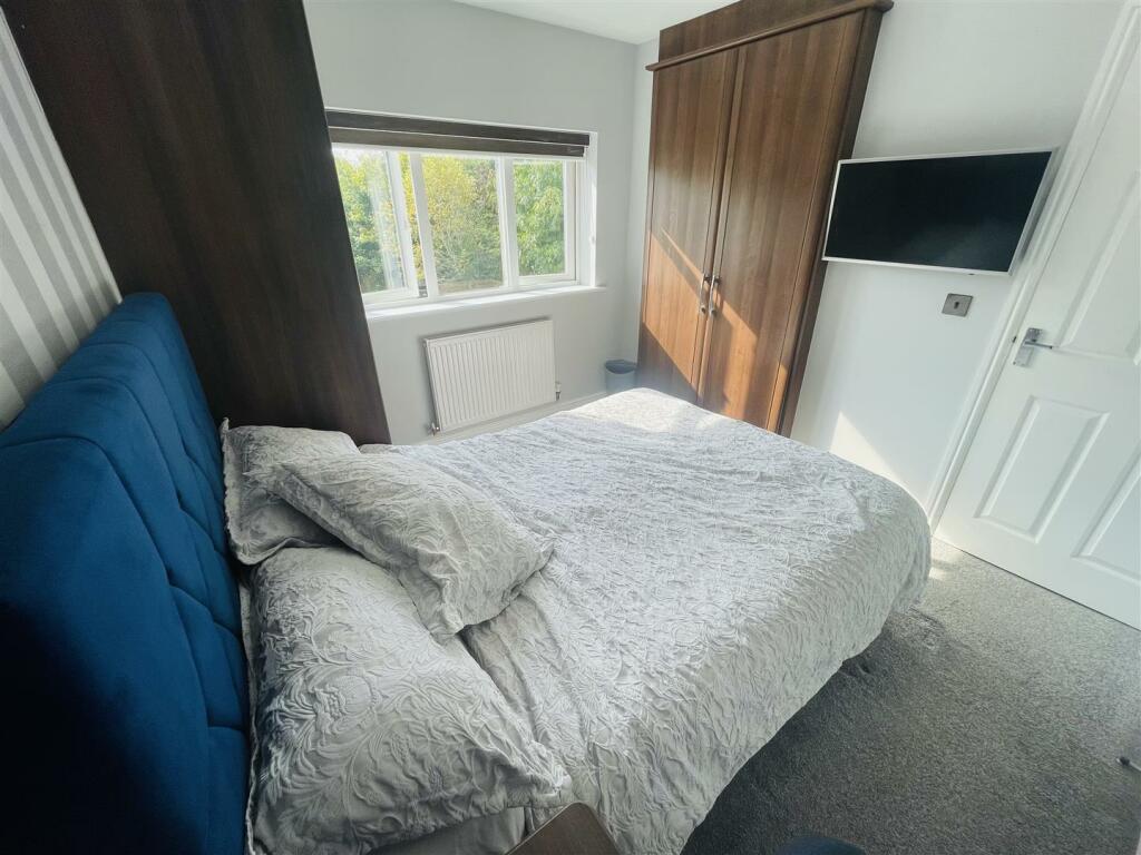 Additional image 24 of Campbell Close, Galley Common