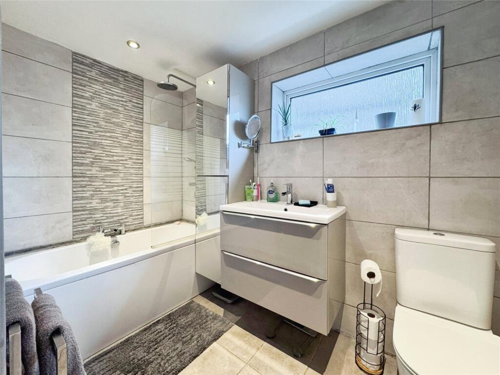 Additional image 3 of South Gipsy Road, Welling, DA16