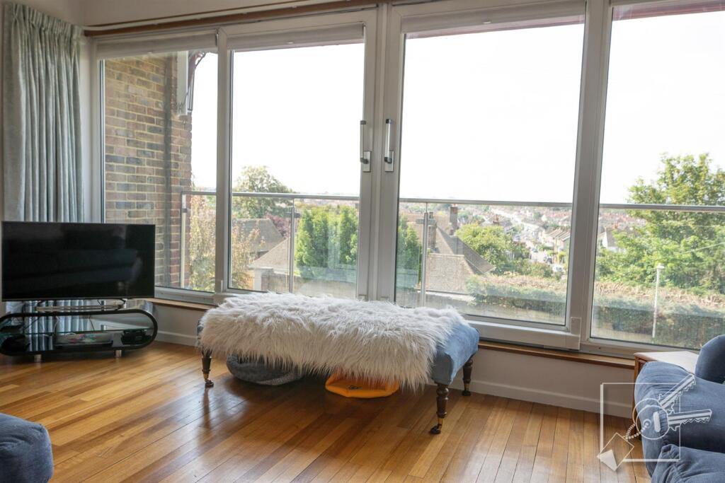 Additional image 5 of Leith Park Road, Gravesend