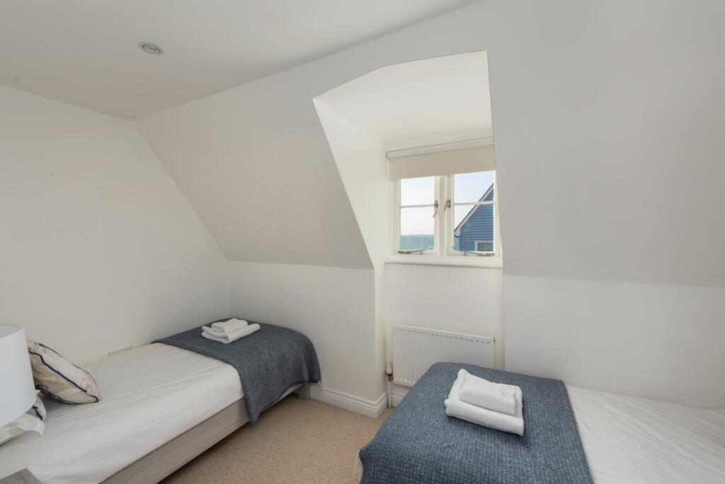 Additional image 15 of Island Wall, Whitstable, CT5