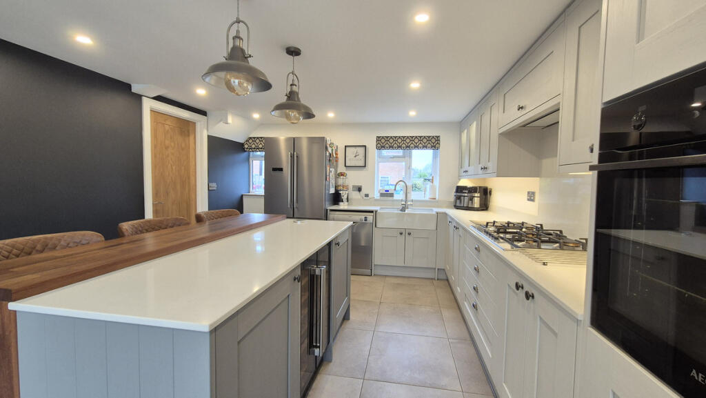 Additional image 10 of St Michaels Crescent, Stockton, CV47