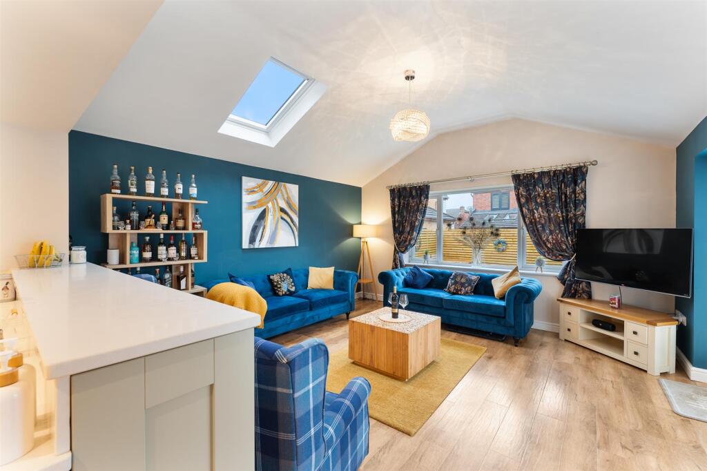 Additional image 9 of An Exceptional Family Home, Conveniently Placed in Kingsmead