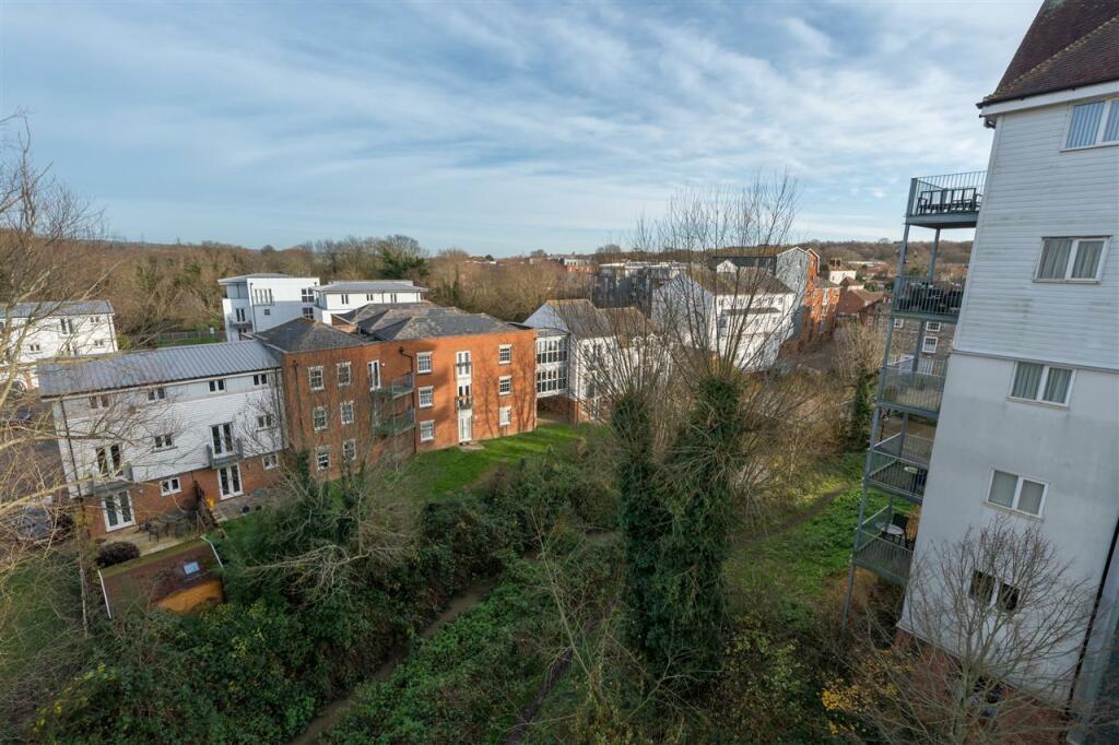 Additional image 6 of Westwood Drive, Canterbury