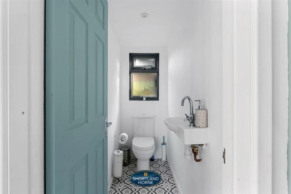 Additional image 36 of Cryfield Heights, Gibbet Hill, Coventry