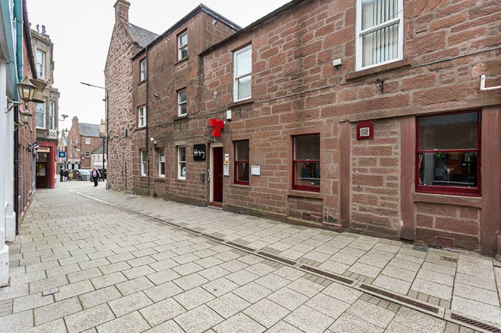 Additional image 5 of Bar Ogilvy, 2-4 Lower Roods, Kirriemuir, DD8 4EZ