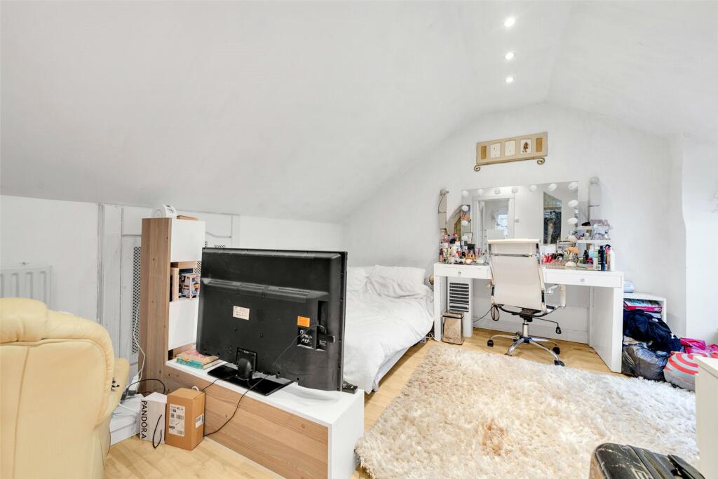 Additional image 12 of Mulberry Close, Meopham, DA13