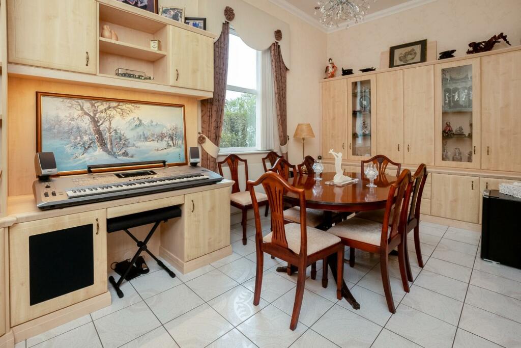 Additional image 4 of Windsor Court, Warwick Road, Stratford-upon-Avon