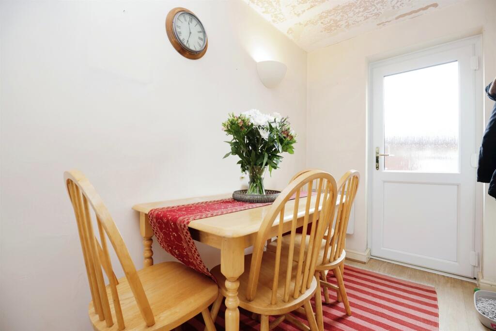 Additional image 8 of Alexandra Court, KENILWORTH