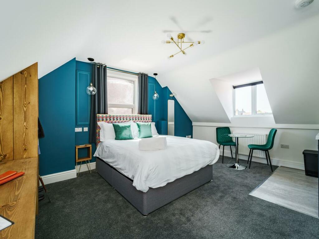 Additional image 13 of Emerald Stays at The Adelphi, 39 Grove Road, Stratford-upon-Avon, CV37 6PB