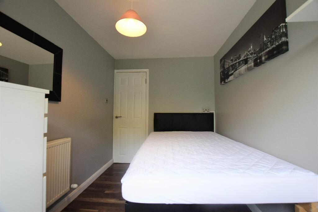 Additional image 8 of 7 Bed Student Home - 91 Tenterden Drive