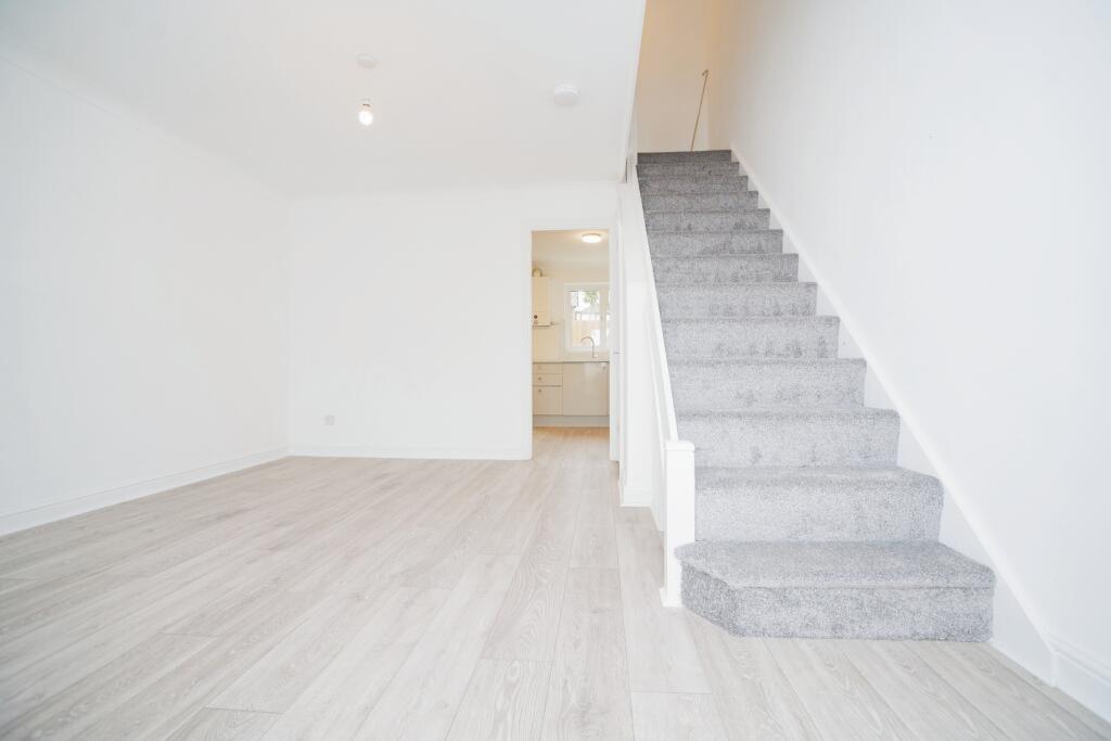 Additional image 19 of Drummond Close, Erith, DA8