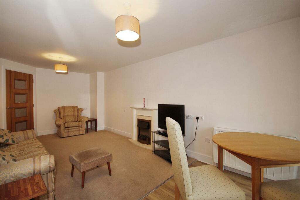 Additional image 5 of Wilton Court, Southbank Road, Kenilworth, CV8 1RX