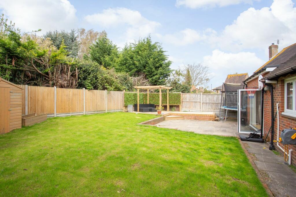 Additional image 4 of St. Marys Meadow, Wingham, CT3