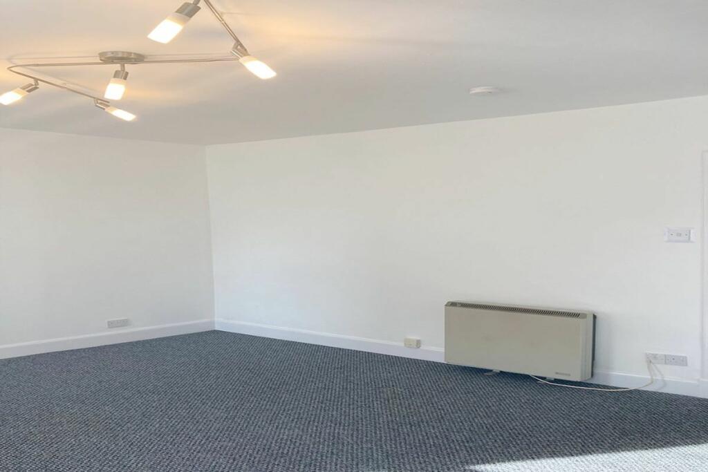 Additional image 9 of 269, High Street Flat 2-2, Arbroath, DD111EE