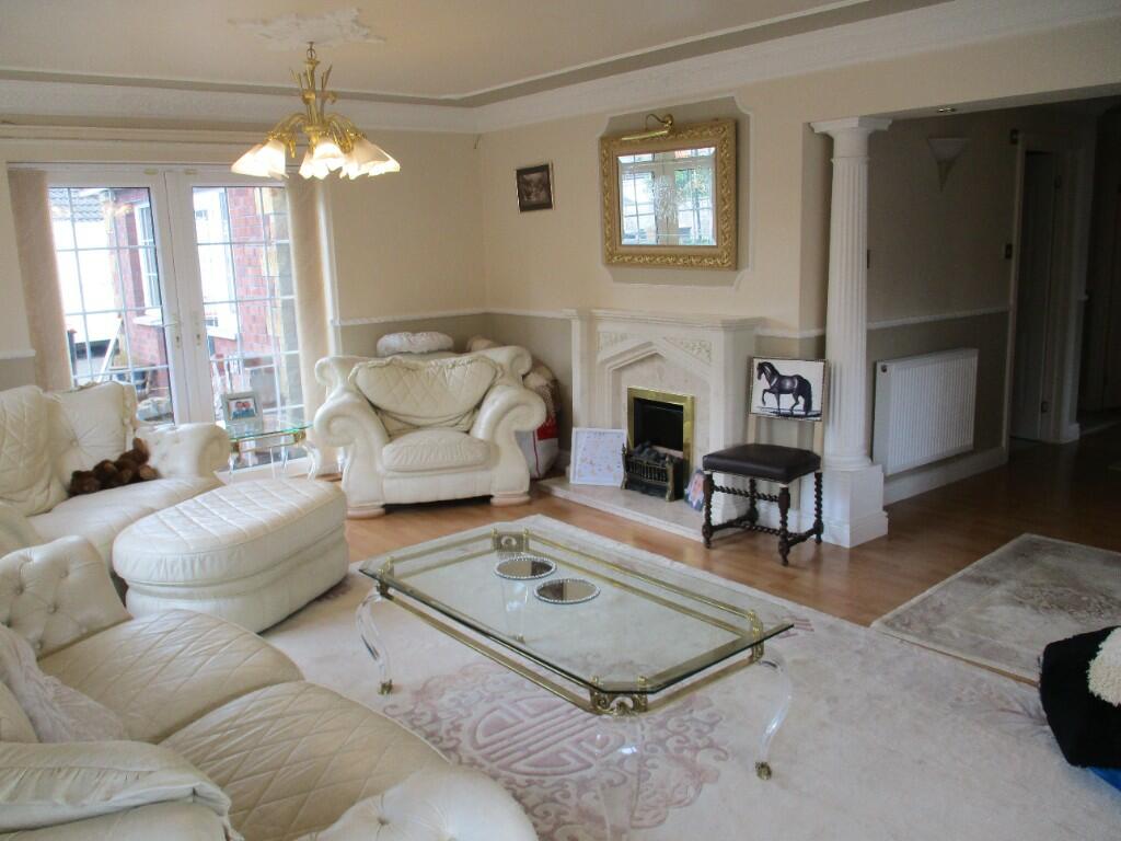 Additional image 2 of The Bungalow, Annan Road, Annan, Dumfriesshire, DG12 6PA