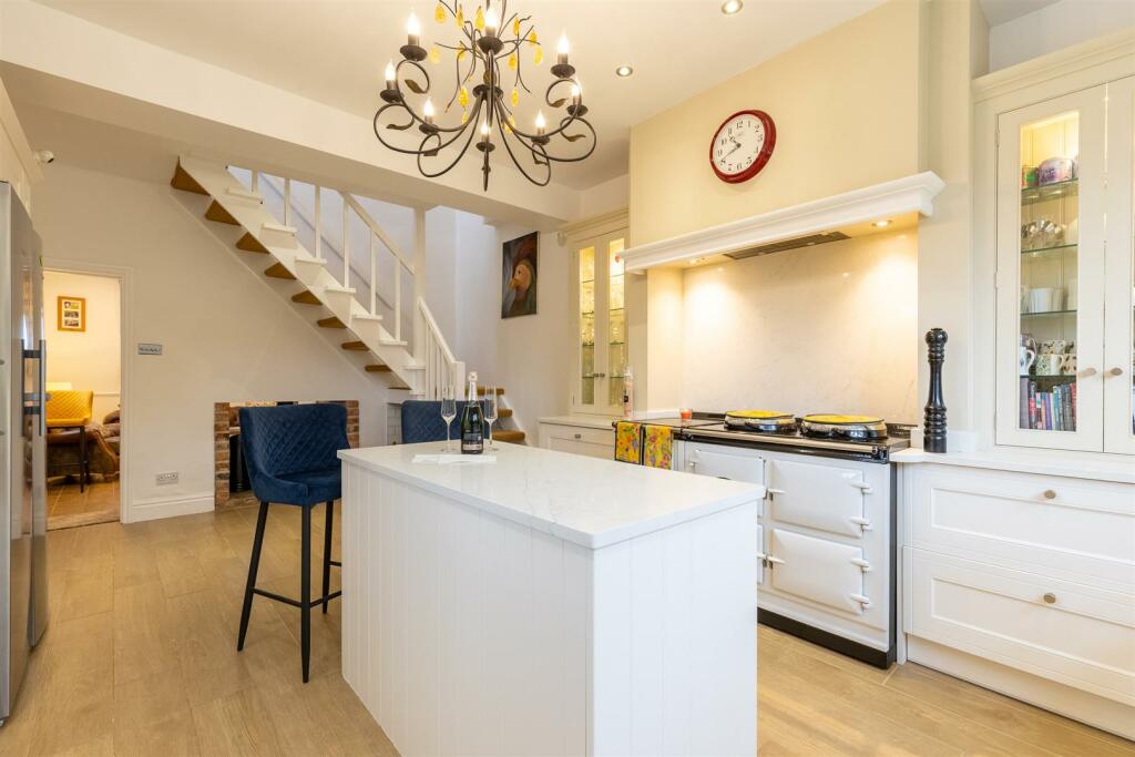 Additional image 9 of 2 Abbots Barn, Vale Royal Drive, Whitegate, Northwich