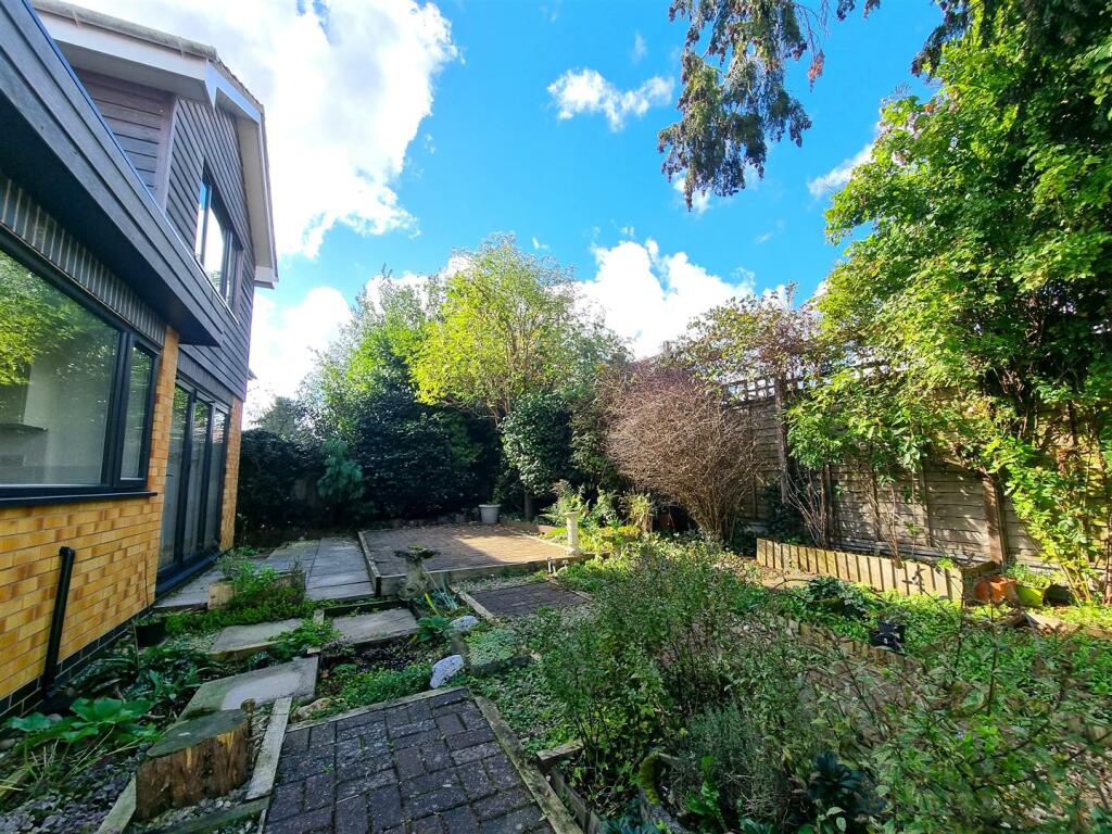 Additional image 5 of Burton Close, Allesley, Coventry