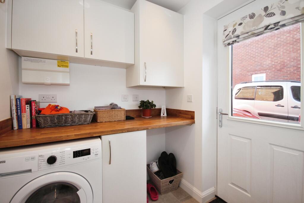 Additional image 13 of Woodhead Road, Warwick, Warwickshire, CV34