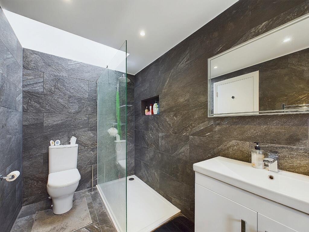 Additional image 18 of Coombfield Drive, Dartford, Kent, DA2