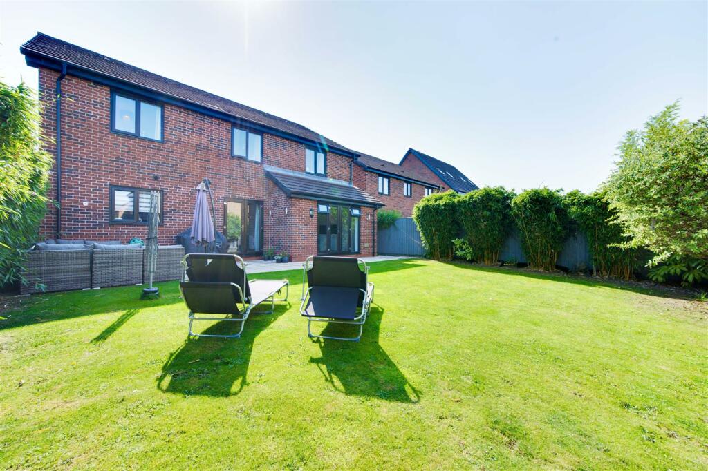 Additional image 31 of Pipers Hollow, Sandbach